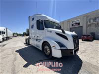 2019 Volvo VNL 6X4 T/A SLEEPER TRUCK TRAC