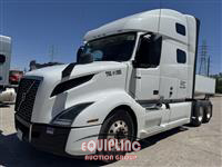 2019 Volvo VNL 6X4 T/A SLEEPER TRUCK TRAC