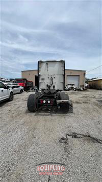 2014 Kenworth T680 6X4 T/A SLEEPER TRUCK TRA
