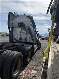 2018 Kenworth T680 6X4 T/A SLEEPER TRUCK TRA