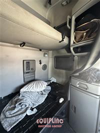 2019 Volvo VNL760 6X4 T/A SLEEPER TRUCK T