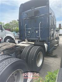 2014 Freightliner CASCADIA