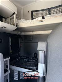 2023 Kenworth T680 6X4 T/A SLEEPER TRUCK TRA