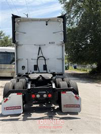2023 Kenworth T680 6X4 T/A SLEEPER TRUCK TRA