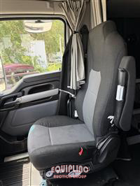 2023 Kenworth T680 6X4 T/A SLEEPER TRUCK TRA