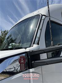 2023 Kenworth T680 6X4 T/A SLEEPER TRUCK TRA