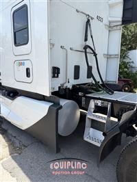 2023 Kenworth T680 6X4 T/A SLEEPER TRUCK TRA