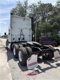 2023 Kenworth T680 6X4 T/A SLEEPER TRUCK TRA