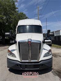 2023 Kenworth T680 6X4 T/A SLEEPER TRUCK TRA