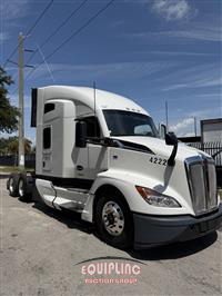2023 Kenworth T680 6X4 T/A SLEEPER TRUCK TRA