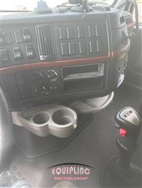2006 Volvo VNL