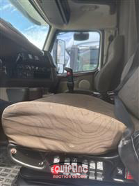 2013 Volvo VNL