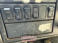 2006 International 7600 6x4 T/A DUMP TRUCK