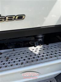 2023 Kenworth T680 6X4 T/A SLEEPER TRUCK TRA