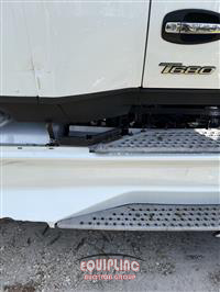 2023 Kenworth T680 6X4 T/A SLEEPER TRUCK TRA