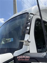 2023 Kenworth T680 6X4 T/A SLEEPER TRUCK TRA
