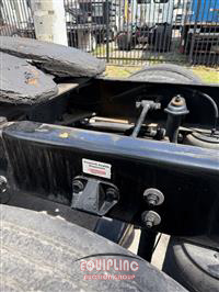 2023 Kenworth T680 6X4 T/A SLEEPER TRUCK TRA