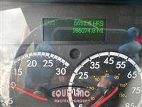 2017 Freightliner M2 4X2 S/A 26FT NON CDL BOX TR