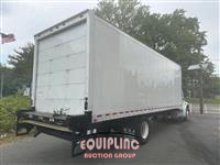 2017 Freightliner M2 4X2 S/A 26FT NON CDL BOX TR