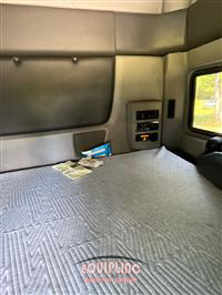 2019 International LT625 6X4 T/A SLEEPER TRUCK TR