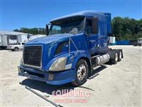 2005 VOLVO TRUCK VNL 6x4 T/A MID ROOF SLEEPER T