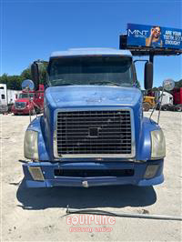 2005 VOLVO TRUCK VNL 6x4 T/A MID ROOF SLEEPER T
