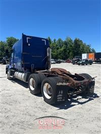2005 VOLVO TRUCK VNL 6x4 T/A MID ROOF SLEEPER T