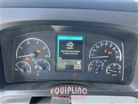 2018 Freightliner CASCADIA 6X4 T/A SLEEPER TRUCK