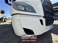 2018 Freightliner CASCADIA 6X4 T/A SLEEPER TRUCK