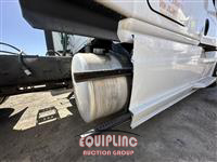 2018 Freightliner CASCADIA 6X4 T/A SLEEPER TRUCK