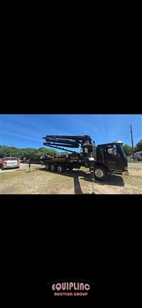 2005 Sterling CONDOR TRI/A CONCRETE PUMP TRU