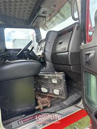 2007 Kenworth W900L 6X4 T/A DAY CAB TRUCK