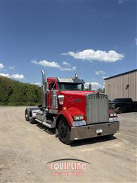 2007 Kenworth W900L 6X4 T/A DAY CAB TRUCK