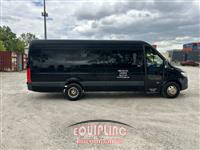 2019 MERCEDES BENZ SPRINTER 3500 4X2 S/A PASSENGE