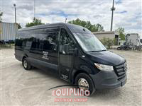2019 MERCEDES BENZ SPRINTER 3500 4X2 S/A PASSENGE