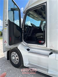 2023 VOLVO TRUCK VNL