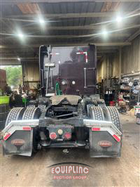 2002 Peterbilt 379