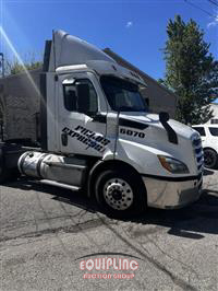 2019 Freightliner CASCADIA 6X4 T/A DAY CAB TRUCK