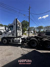 2019 Freightliner CASCADIA 6X4 T/A DAY CAB TRUCK