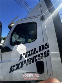 2019 Freightliner CASCADIA 6X4 T/A DAY CAB TRUCK