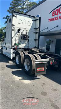 2018 Freightliner CASCADIA