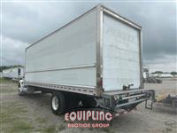 2018 International 4300 4X2 S/A 26FT NON CDL BOX 