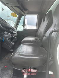2018 International 4300 4X2 S/A 26FT NON CDL BOX 