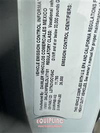 2020 Freightliner M2 4X2 S/A 26FT NON CDL BOX TR