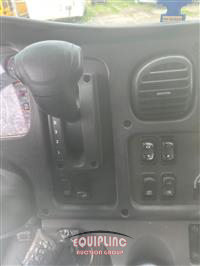 2020 Freightliner M2 4X2 S/A 26FT NON CDL BOX TR