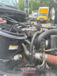 2020 Freightliner M2 4X2 S/A 26FT NON CDL BOX TR