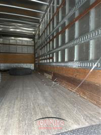 2020 Freightliner M2 4X2 S/A 26FT NON CDL BOX TR