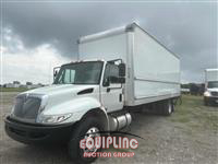 2018 International 4300 4X2 S/A 26FT NON CDL BOX 