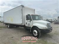 2018 International 4300 4X2 S/A 26FT NON CDL BOX 