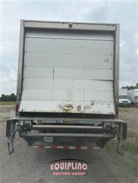 2018 International 4300 4X2 S/A 26FT NON CDL BOX 